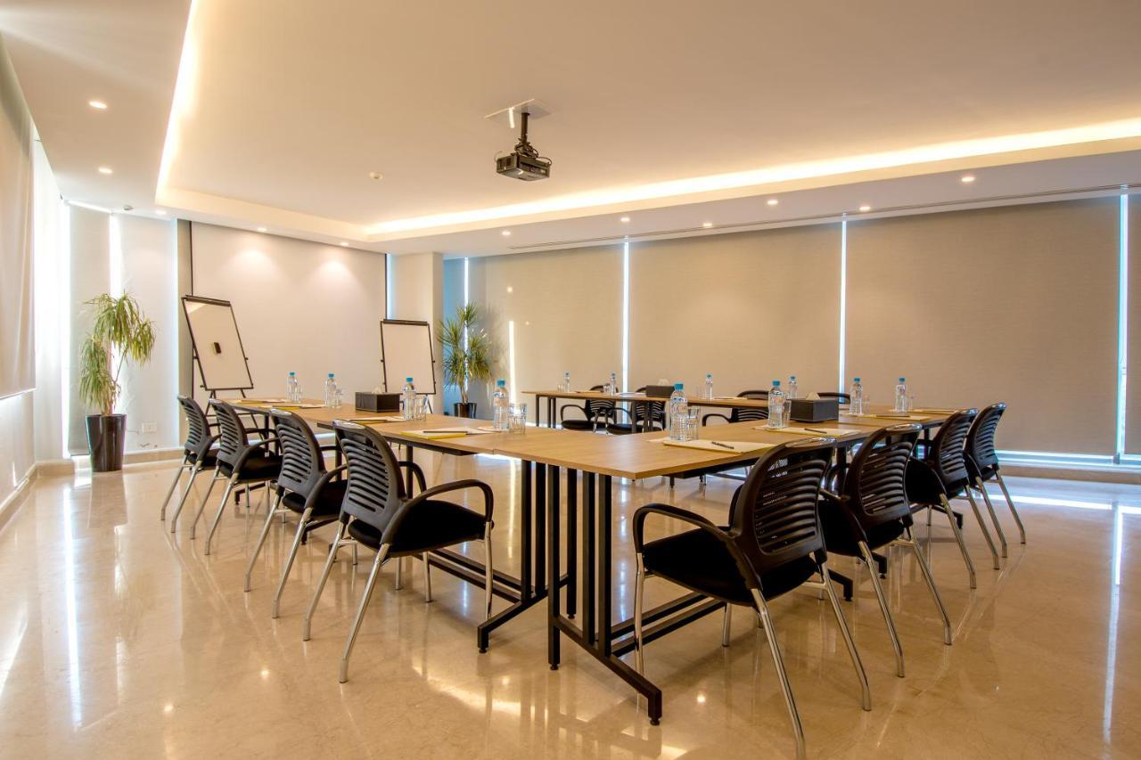 The Ray Hotel And Studios Beirute Exterior foto