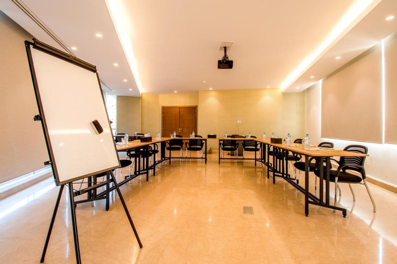 The Ray Hotel And Studios Beirute Exterior foto