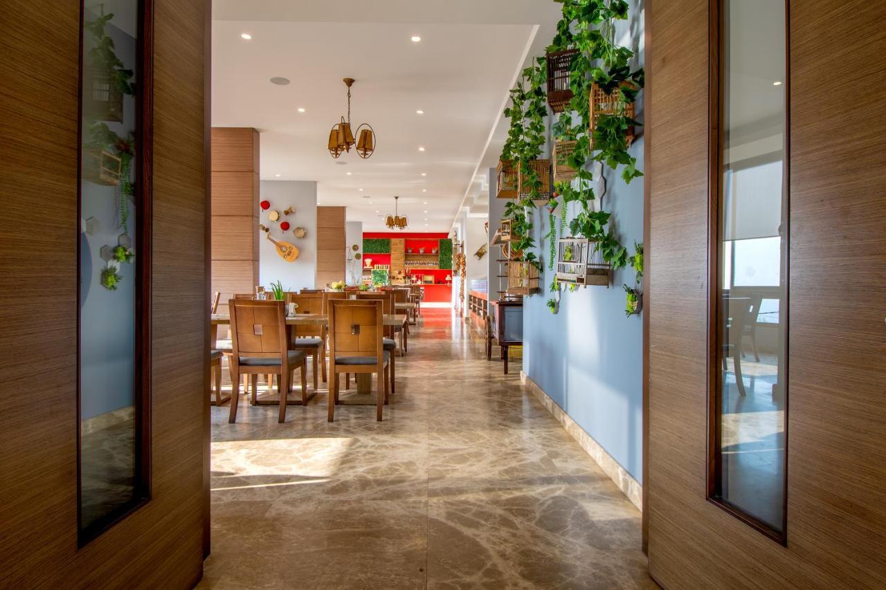 The Ray Hotel And Studios Beirute Exterior foto