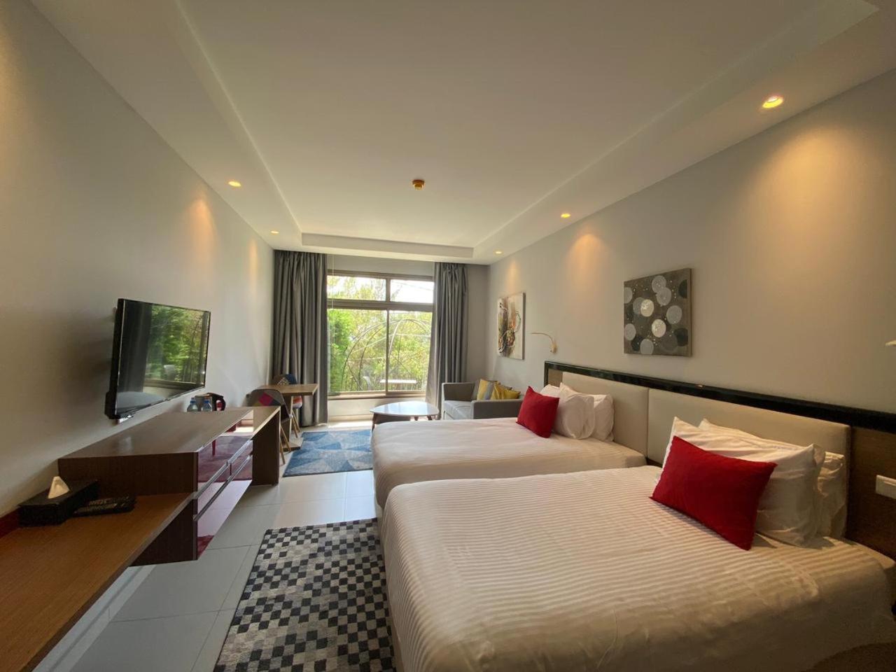 The Ray Hotel And Studios Beirute Exterior foto