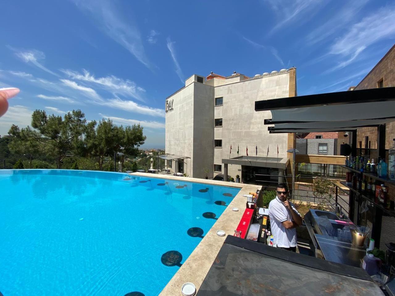 The Ray Hotel And Studios Beirute Exterior foto