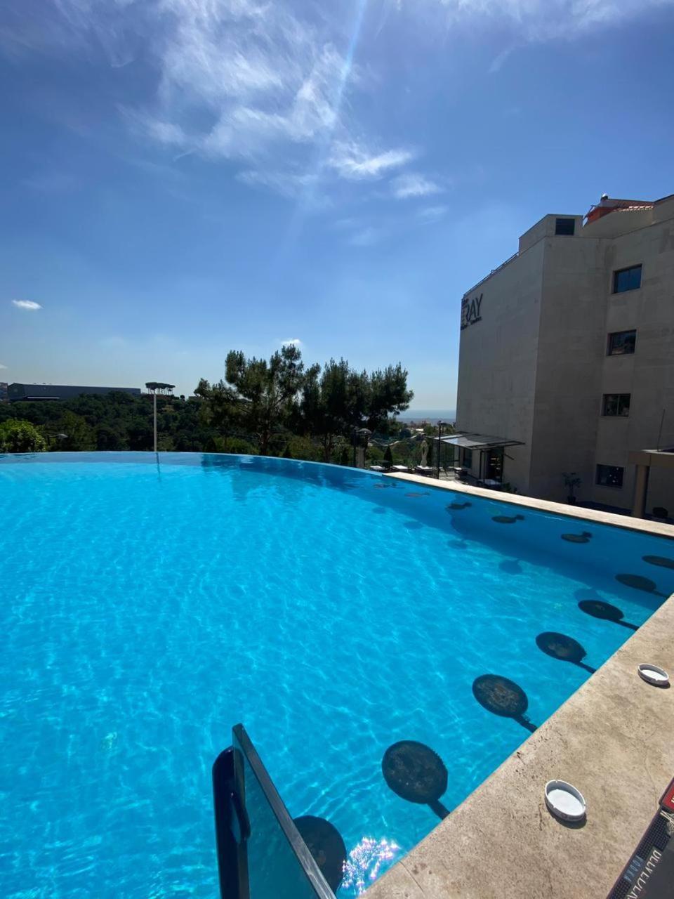 The Ray Hotel And Studios Beirute Exterior foto