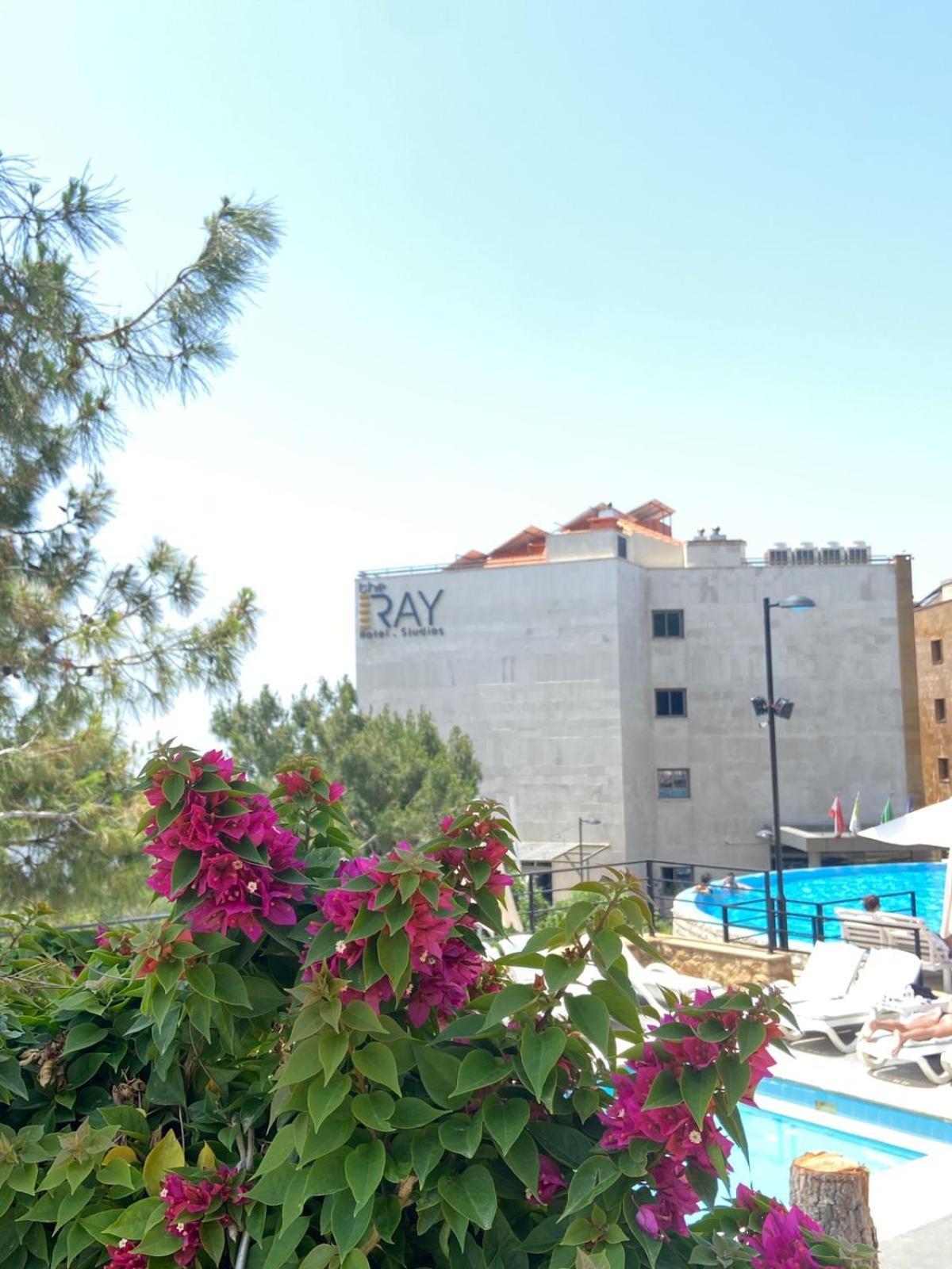 The Ray Hotel And Studios Beirute Exterior foto